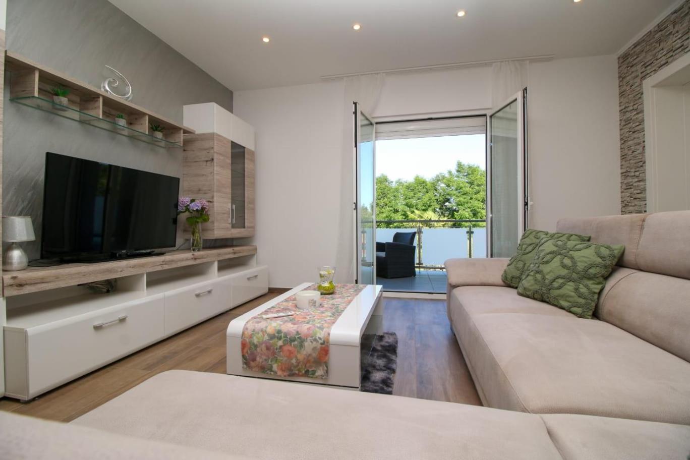 Apartman Nerlovic Porec Exterior photo